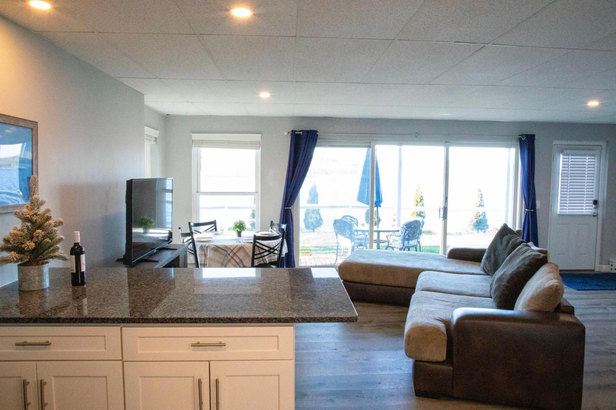 Waterfront Home With A View Groton Exteriér fotografie